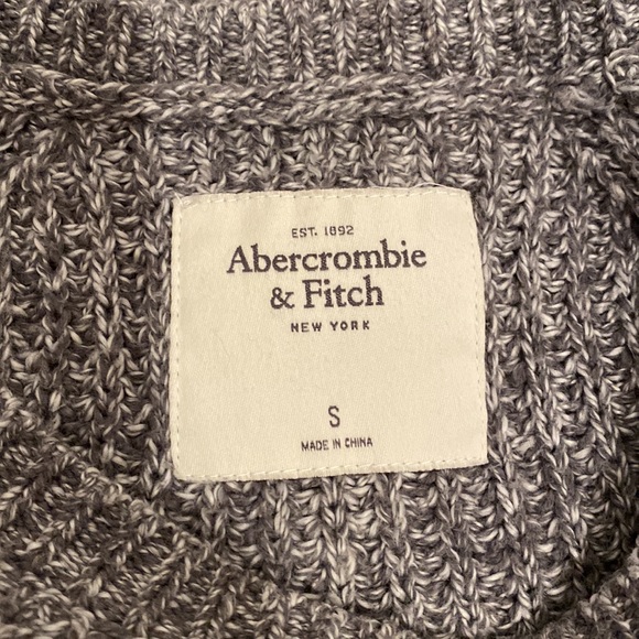 Abercrombie & Fitch Cropped Sweater Size S - Picture 7 of 8